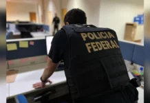 Polícia Federal consulta Argentina sobre possível viagem de Flávio Bolsonaro ao exterior