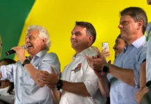 Ronaldo Caiado anuncia apoio a Flávio Bolsonaro no 2º turno